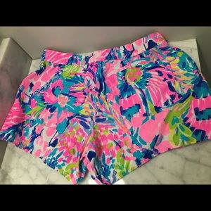 Lilly Pulitzer Gumbo Limbo Runaround Shorts